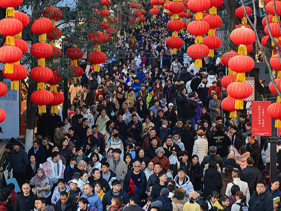 China records over 17.7 mln cross-border trips during Spring Festival holiday