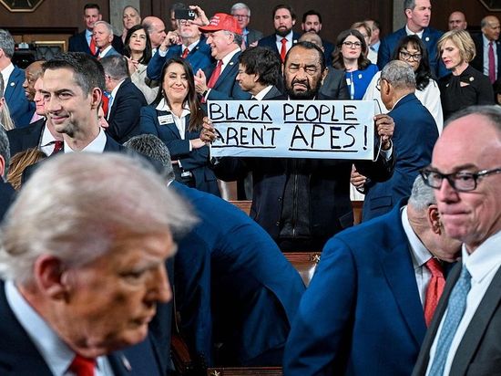 US representative escorted out over protest during Trump's speech