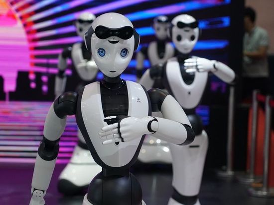 China reports roughly 1.13 mln new firms in emerging, future industries in 2025