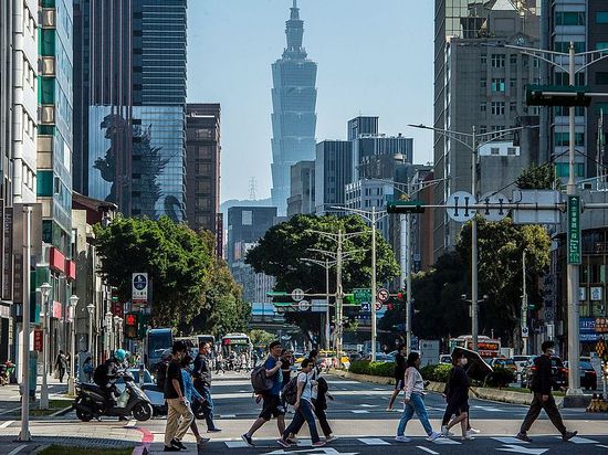 China vows to resolutely fight 'Taiwan independence' separatist forces