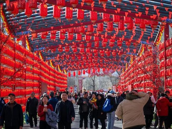 China ramps up consumption push as policy priorities set through 2030