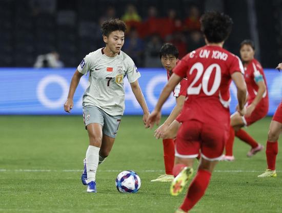 China edges DPRK for top spot in Group B at Women's Asian Cup