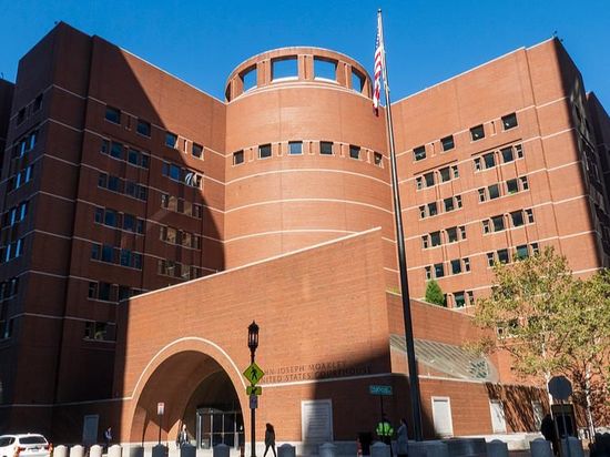 US judge pauses move to end protections for Somali immigrants