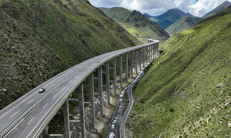 This aerial drone photo taken on July 31, 2025 shows the high-grade highway from Lhasa to Zedang in southwest China's Xizang Autonomous Region. (Xinhua/Jigme Dorje)