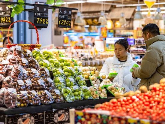 China's retail sales up 2.8 pct in first two months
