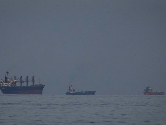 Trump claims US sank all Iranian mine-laying ships, not clear if Iran has mined Strait of Hormuz