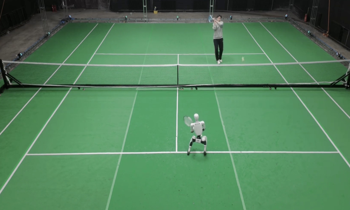 A humanoid tennis robot developed by Beijing-based Galbot is seen demonstrating autonomous rallying capability, marking a leap from handling single shots to mastering full-match dynamics, according to a company statement sent to the Global Times on March 17, 2026. Photo: Courtesy of Galbot