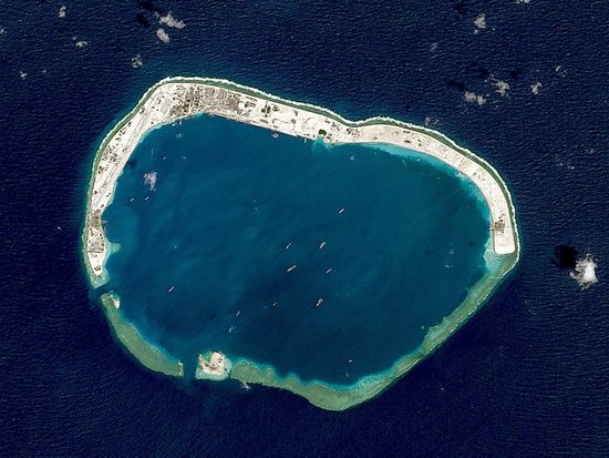 Philippine aircraft turned back from Chinese airspace