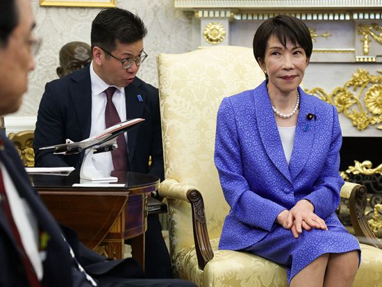 Japanese PM's US visit criticized as 'fawning diplomacy'