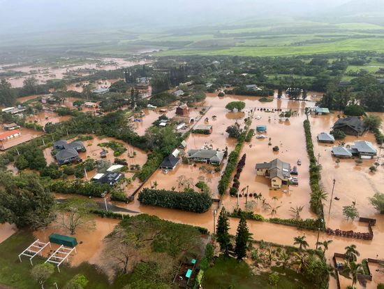 Over 5,500 evacuated as Hawaii faces worst flooding in over 20 years