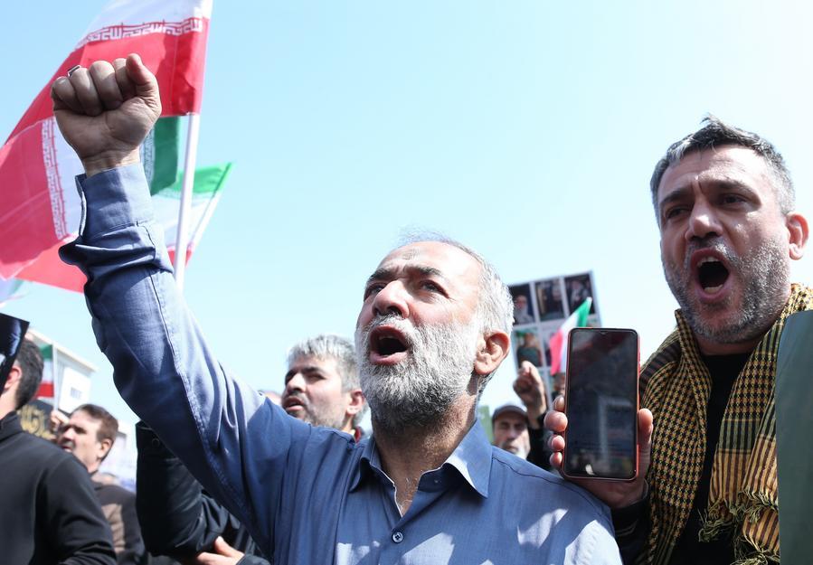 People's Daily English language App 