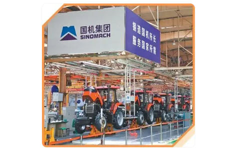 The final assembly line at the Large Tractor Company of YTO Group Photo: Shen Zhiyuan