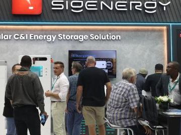 Chinese renewable energy giants shine at Africa's solar, storage expo