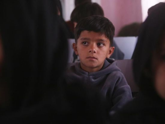 Big dream in small classroom: Young education volunteers help rewrite Afghan children's future
