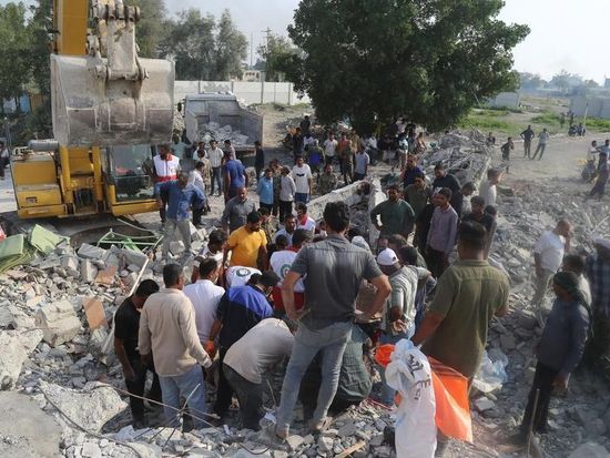 5 killed in US-Israeli raid on port city in Iran