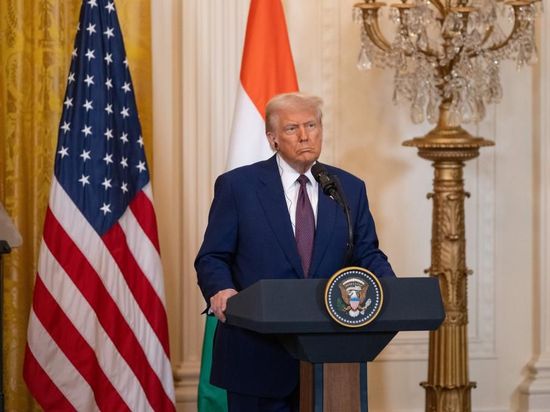 Trump threatens to 'obliterate' Iran's power, oil infrastructure if deal not reached shortly