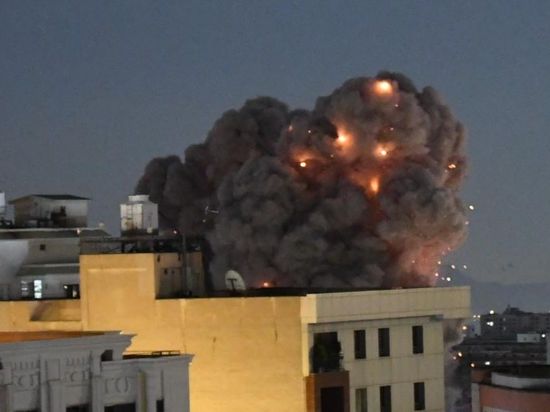 8 killed, 95 wounded in US-Israeli attacks on bridge in N. Iran