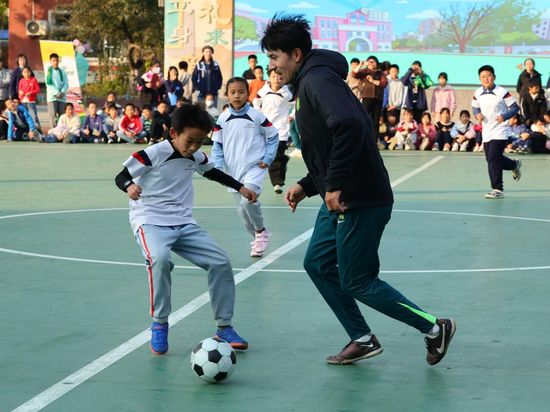 From textbooks to track, Chinese schools go big on sports leagues