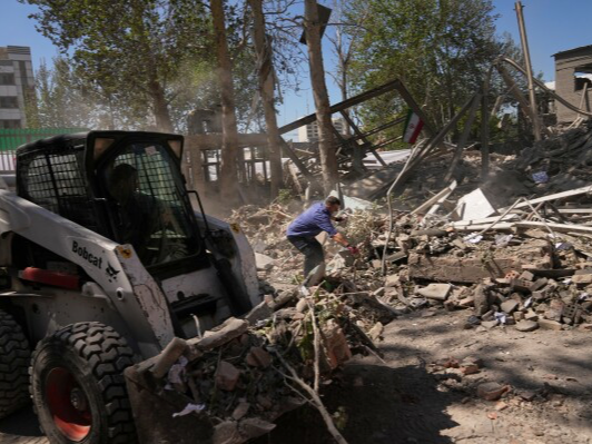 Israel strikes largest petrochemical facility in S. Iran