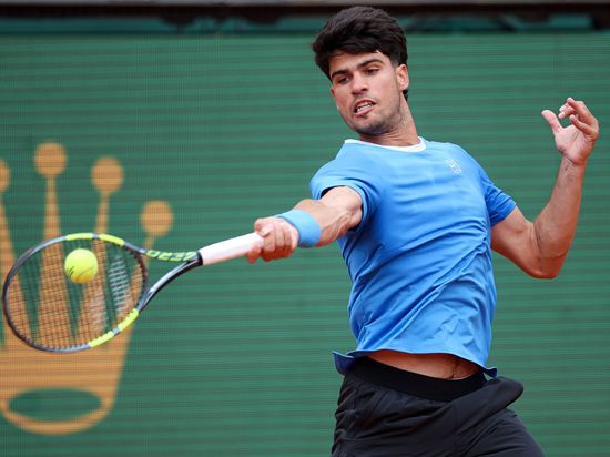 Sinner and Alcaraz start fast on Monte Carlo clay in race for No.1