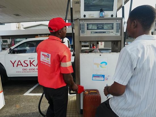 Nigeria sweats in heatwave as Iran war drives up costs to stay cool