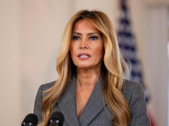 Melania Trump refutes claims linking her to Epstein