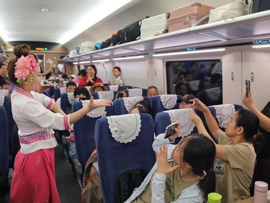 Cross-border passenger service of China-Laos Railway marks 3 years, boosting cross-border travel, co