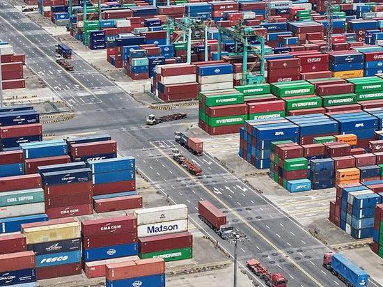 China's Q1 economy shines with strong momentum, boosting global recovery