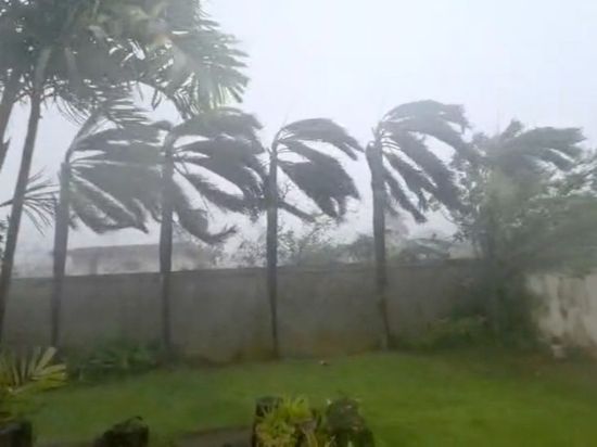 Super Typhoon Sinlaku pounds remote US islands in the Pacific Ocean with ferocious winds