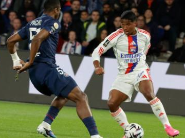 Ligue 1 football match: PSG vs. Lyon