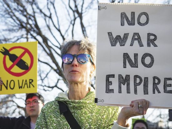 Sliding toward 'predatory hegemony,' the US is 'stepping into the future in a regressive manner': People's Daily 'Zhong Sheng' commentary