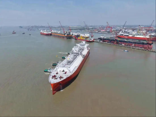 China delivers its largest domestically built LNG carrier
