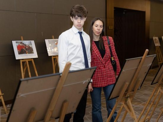 Photo exhibition in Vladivostok showcases progress in Chinese modernization