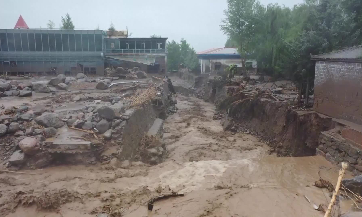 Sudden mountain torrents hit Yuzhong county in Northwest China’s Gansu Province due to extreme short-duration heavy rainfall on August 8, 2025. Photo: CCTV