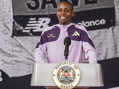 Kenya's Sawe honored by president after historic sub-two hour marathon