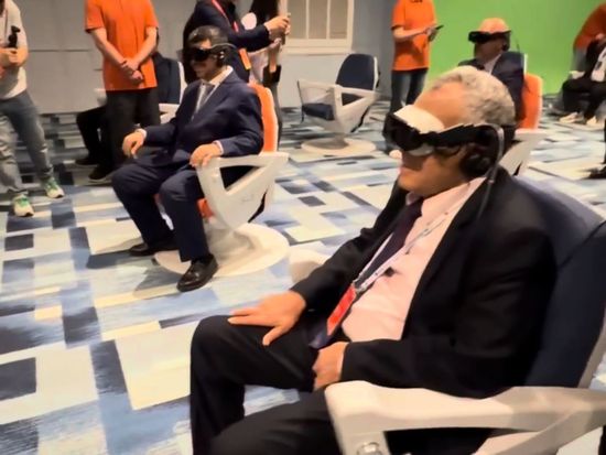 Global mayors experience Xi'an's high-tech heritage