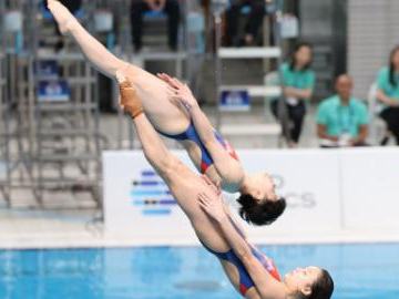 Highlights of women's 3m synchronised event at World Aquatics Diving World Cup 2026 Super Final