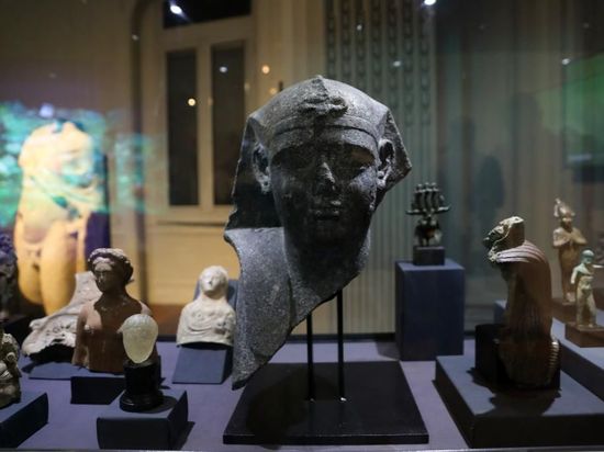Egypt unveils Ptolemaic-Roman discoveries in Alexandria