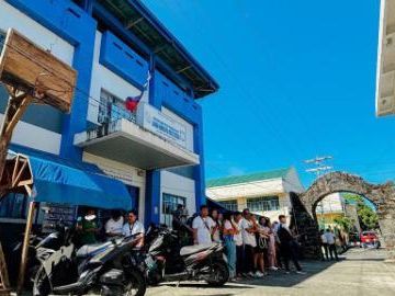 6.1-magnitude earthquake strikes central Philippines