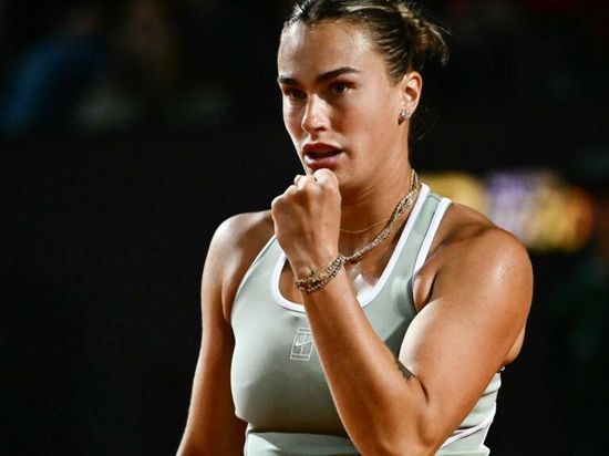 Sabalenka, Paolini advance at Italian Open as Tsitsipas, Berrettini exit early