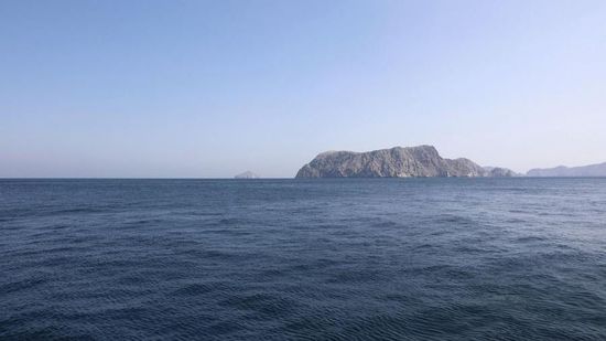 Qatari LNG carrier passes through Strait of Hormuz after weeks of disruption