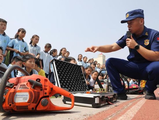 China holds variety of activities to mark National Disaster Prevention and Reduction Day