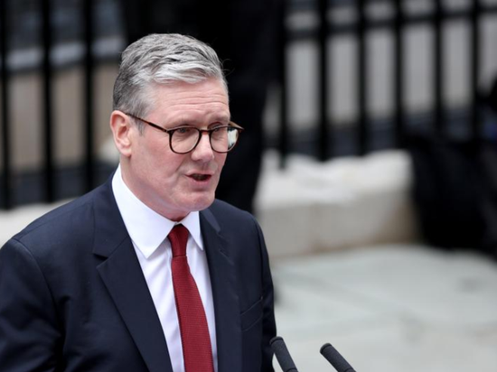 Starmer battles to contain Labour divisions after local election setback