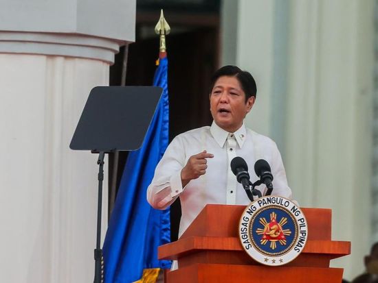 No order given to arrest Dela Rosa, Philippine president says after senate gunshots
