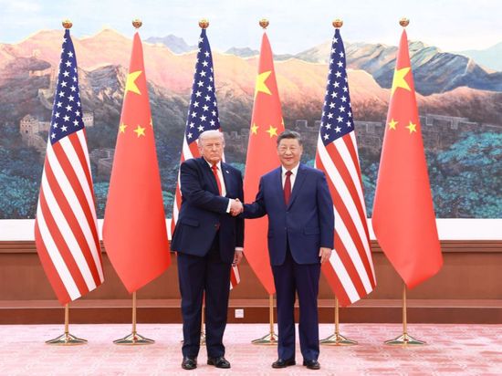 Xi holds talks with Trump in Beijing