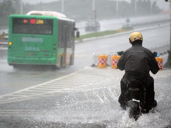 Tech-powered flood control helps China tackle early summer deluge