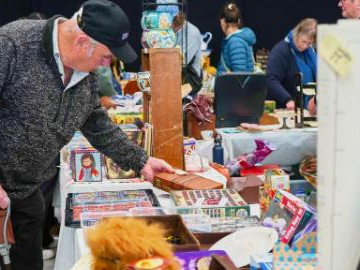 Booming vintage market seen in Christchurch, New Zealand
