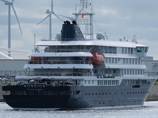 Hantavirus-hit cruise ship arrives in Rotterdam as final stop