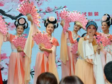 Tourism promotion for Guangxi held at Chinese Cultural Center in Bucharest, Romania