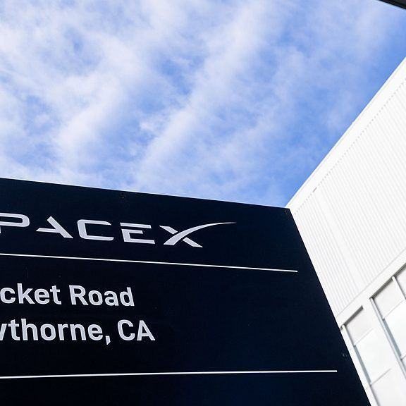 US Space Force awards SpaceX $2.29 billion contract for military space ...